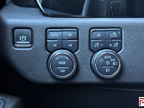 Certified 2024 Chevrolet Silverado 1500 LT Trail Boss w/ LT Trail Boss Premium Package image 31