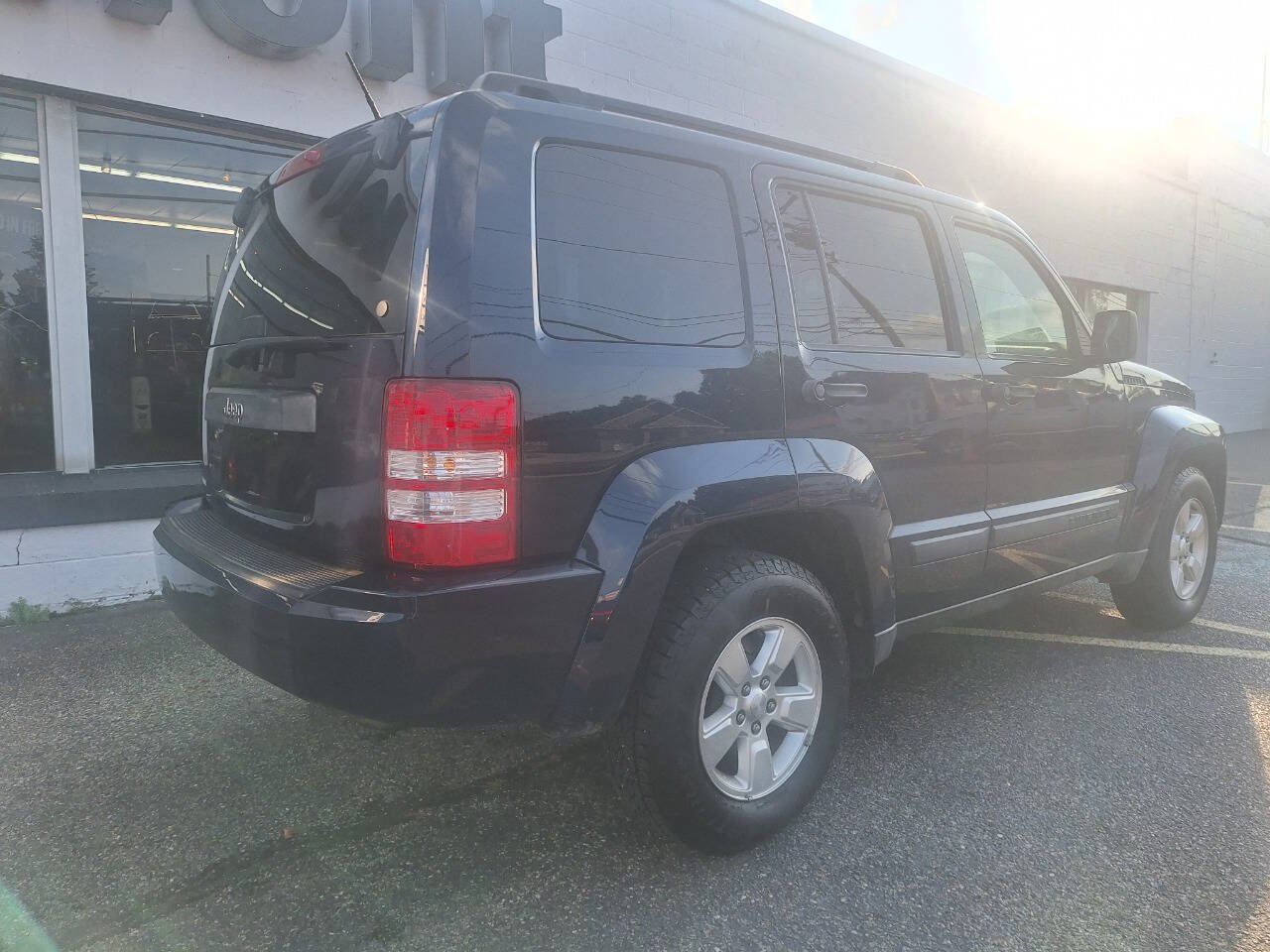 Used 2012 Jeep Liberty Sport w/ Popular Equipment Group AWD/4WD image 7