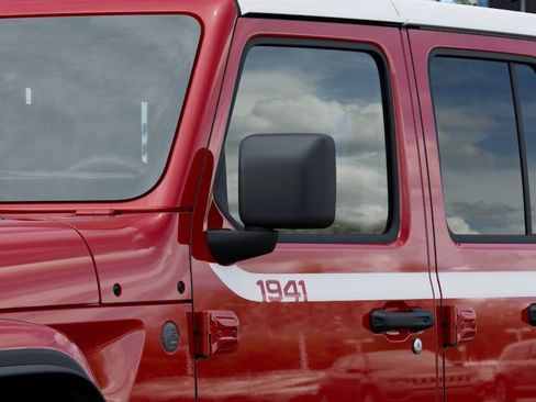 New 2026 Jeep Wrangler Unlimited Rubicon w/ Whitecap Package AWD/4WD image 12