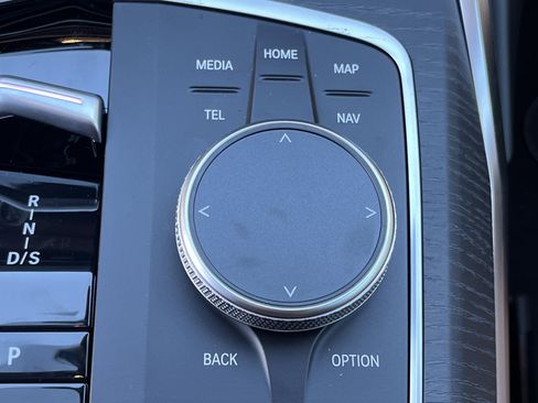 New 2026 BMW 330i Sedan w/ Convenience Package image 8