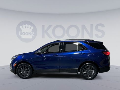 Used 2022 Chevrolet Equinox RS w/ RS Leather Package image 13