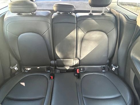 Used 2019 MINI Cooper Countryman FWD image 13