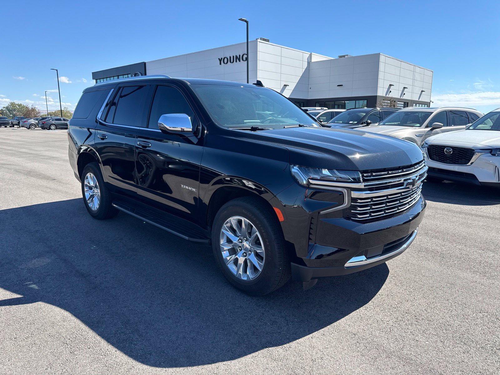 Used 2021 Chevrolet Tahoe Premier AWD/4WD image 1
