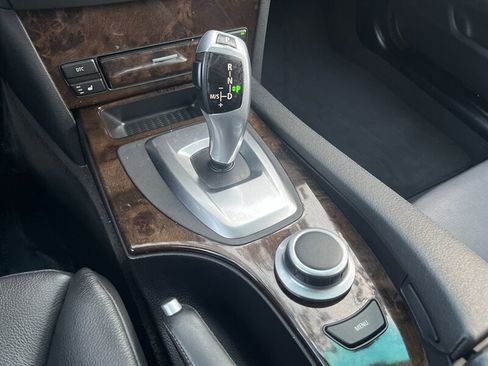 Used 2008 BMW 550i Sedan image 42