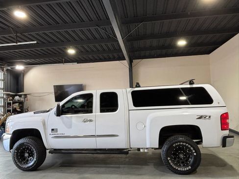 Used 2007 Chevrolet Silverado 2500 W/T image 4