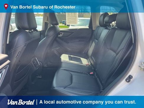 Used 2022 Subaru Forester Touring AWD/4WD image 26
