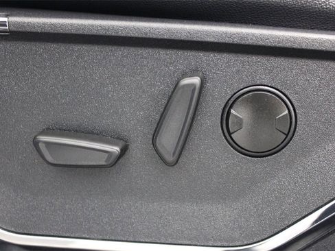 Used 2024 Ford F250 Lariat image 23