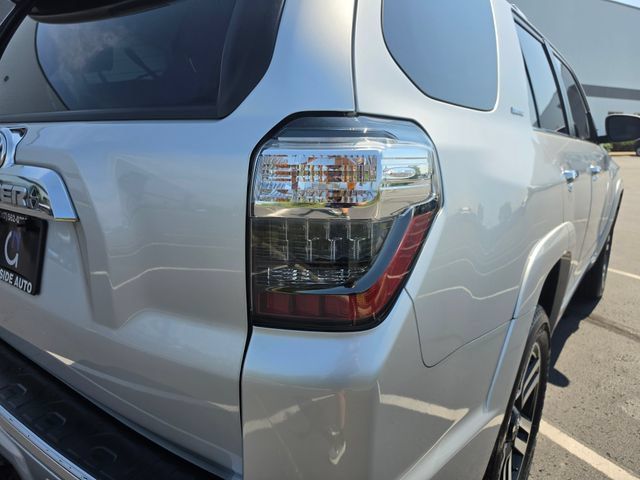 Used 2022 Toyota 4Runner Limited AWD/4WD image 9