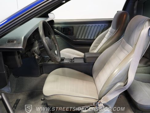 Used 1987 Chevrolet Camaro LT RWD image 39