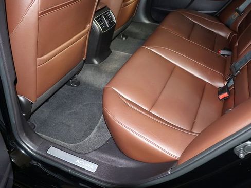 Used 2017 Acura TLX FWD image 26