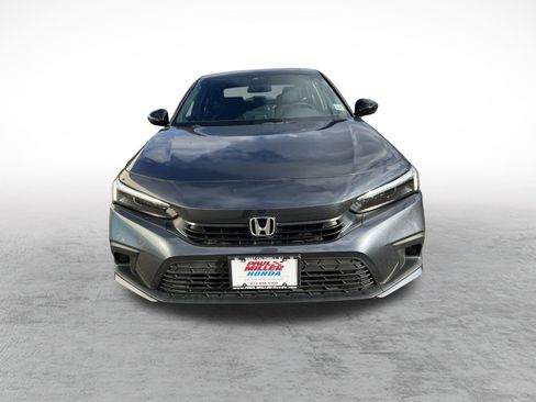 Used 2023 Honda Civic Sport image 2