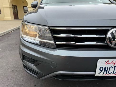 Used 2018 Volkswagen Tiguan SE AWD/4WD image 15
