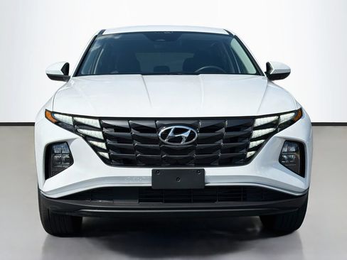 Used 2024 Hyundai Tucson SE AWD/4WD image 3