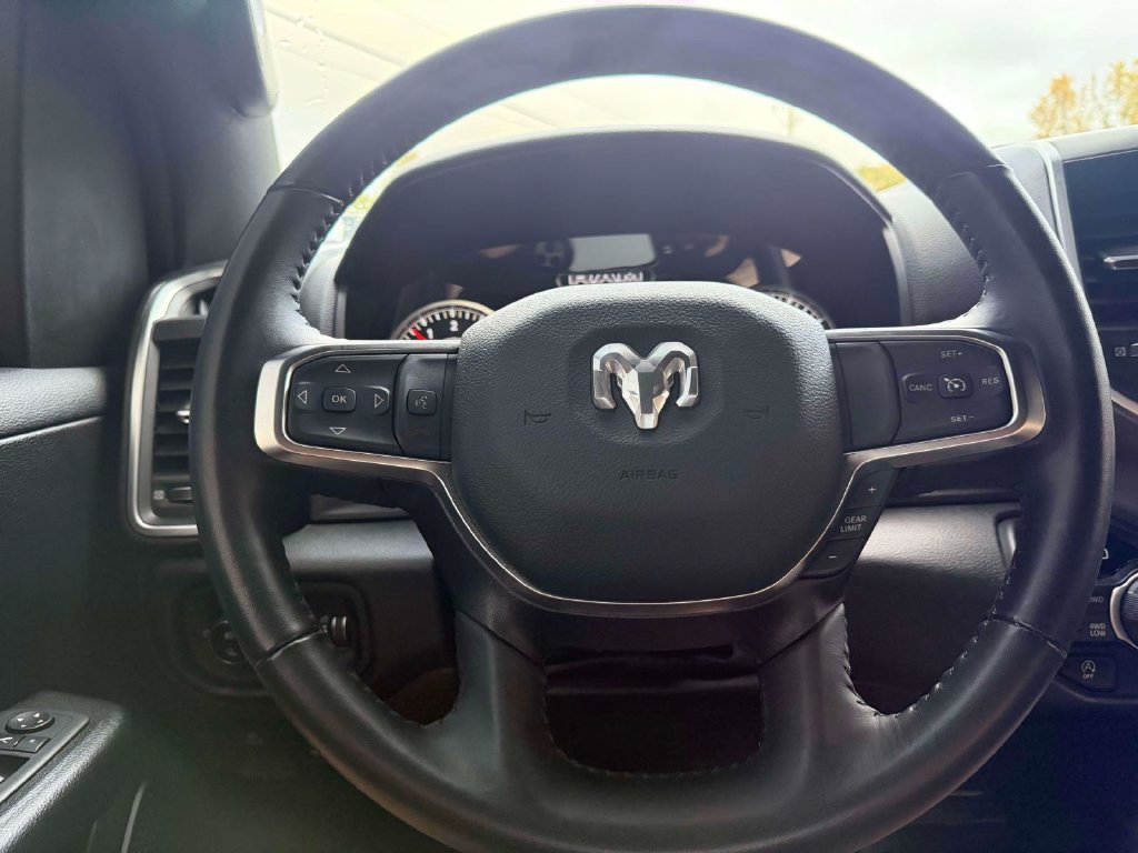 Used 2024 RAM 1500 Big Horn AWD/4WD image 17