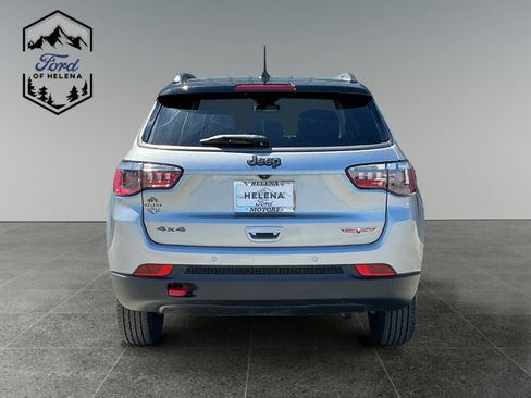 Used 2021 Jeep Compass Trailhawk AWD/4WD image 4