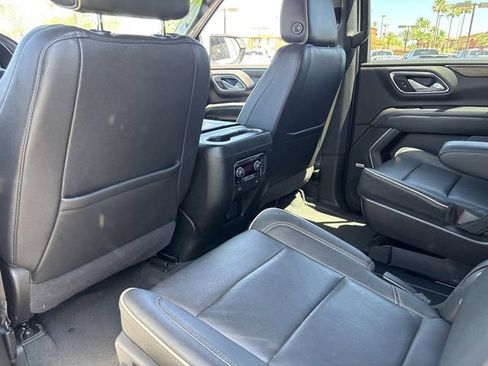 Used 2022 Chevrolet Tahoe Premier AWD/4WD image 16