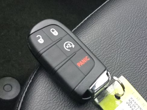 New 2026 Jeep Compass Latitude image 32