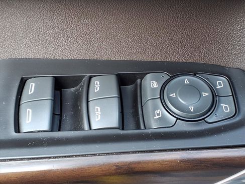 Used 2019 GMC Sierra 1500 SLT w/ SLT Premium Plus Package image 17