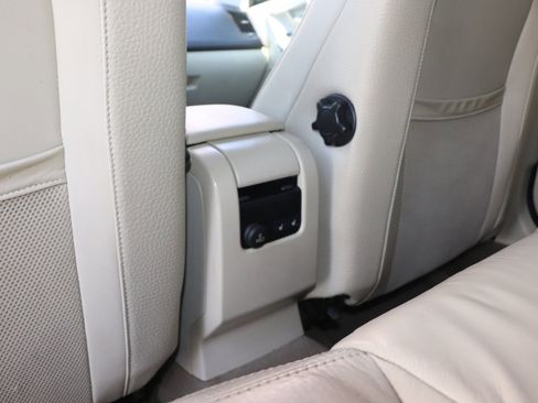 Used 2012 Volvo XC60 T6 image 30