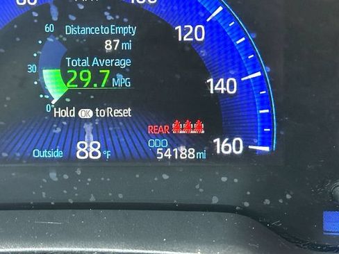 Used 2022 Toyota Corolla Cross XLE w/ Convenience Package FWD image 26