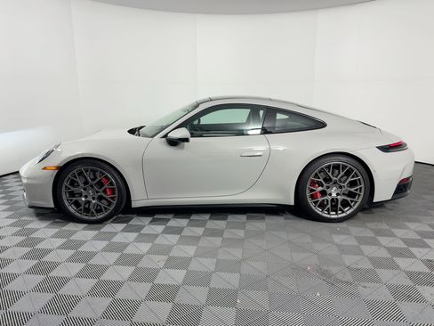 Used 2026 Porsche 911 Carrera 4S image 2