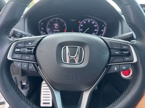 Used 2019 Honda Accord Sport image 17