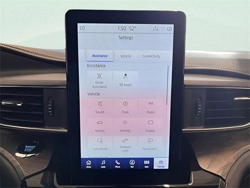 Used 2022 Ford Explorer Platinum w/ Equipment Group 601A image 32