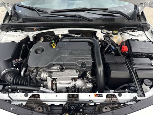 Used 2024 Chevrolet Malibu LT image 32