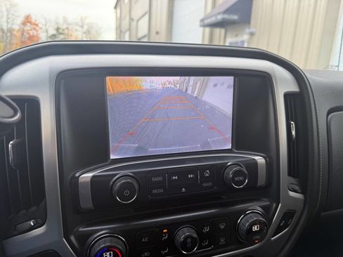 Used 2014 GMC Sierra 1500 SLT w/ Suspension Package, Off-Road image 16