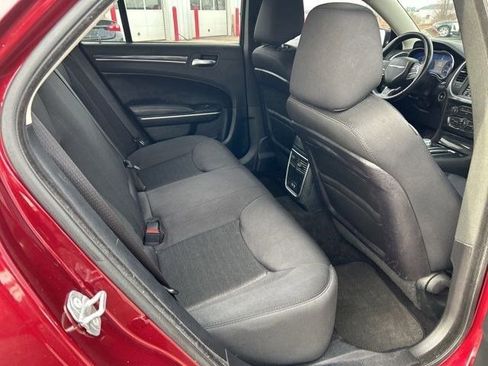 Used 2019 Chrysler 300 Touring w/ Sport Appearance Package image 35