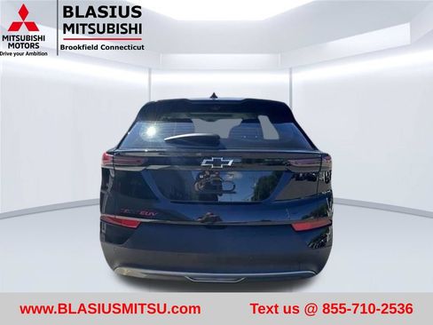 Used 2023 Chevrolet Bolt EUV Premier w/ Sun & Sound Package FWD image 6