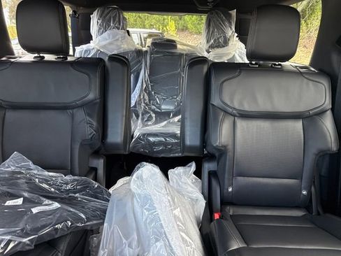 New 2026 Ford Expedition Max Platinum AWD/4WD image 18