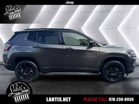 Certified 2022 Jeep Compass Altitude image 6