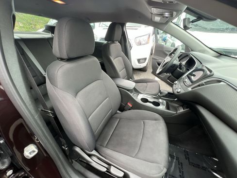 Used 2021 Chevrolet Malibu LS FWD image 31