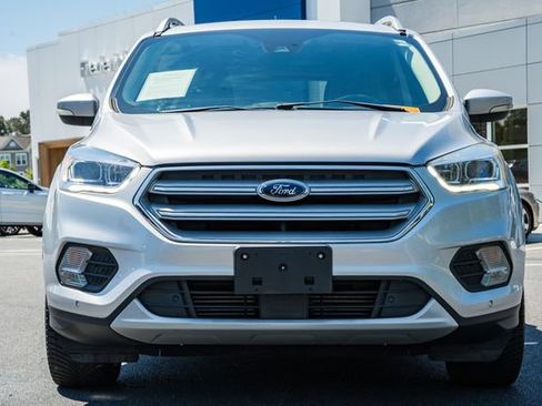 Used 2019 Ford Escape Titanium AWD/4WD image 2