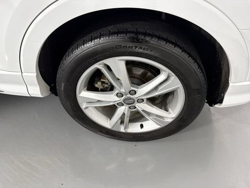 Used 2020 Audi Q3 2.0T Prestige w/ Prestige Package AWD/4WD image 6