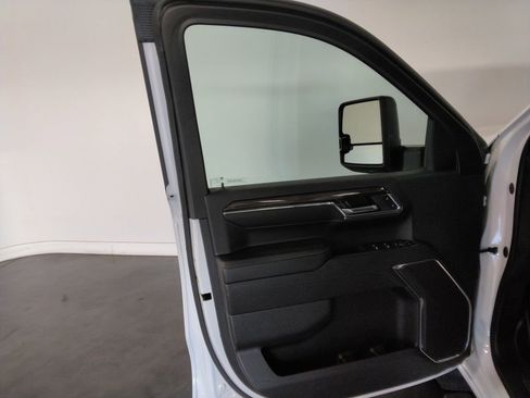 Used 2024 Chevrolet Silverado 1500 RST w/ Z71 Off-Road Package image 26