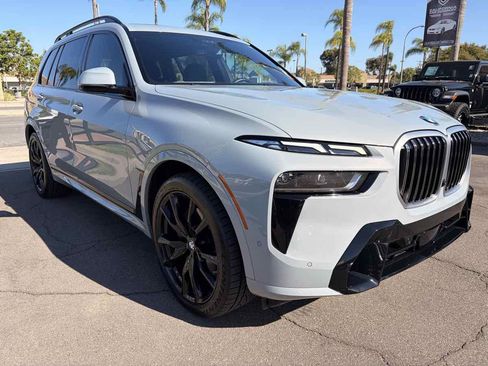 Used 2024 BMW X7 xDrive40i w/ M Sport Package AWD/4WD image 10