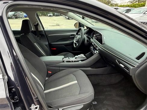 Used 2023 Hyundai Sonata SEL image 11