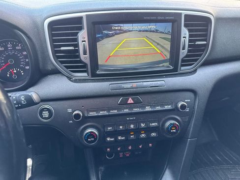 Used 2017 Kia Sportage EX w/ EX Technology Package FWD image 12