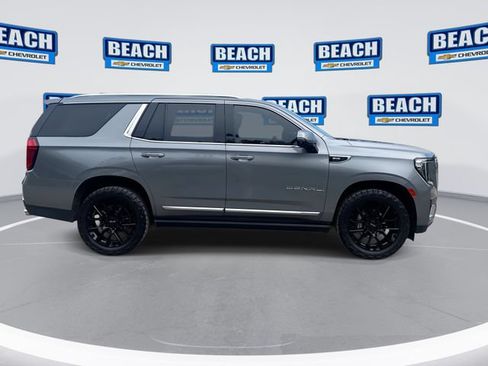 Used 2022 GMC Yukon Denali AWD/4WD image 9