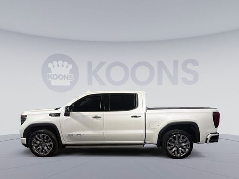 Used 2023 GMC Sierra 1500 Denali w/ Denali Reserve Package AWD/4WD image 2