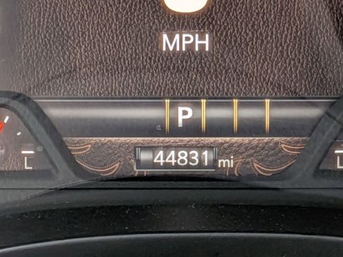 Used 2025 RAM 1500 Laramie image 20