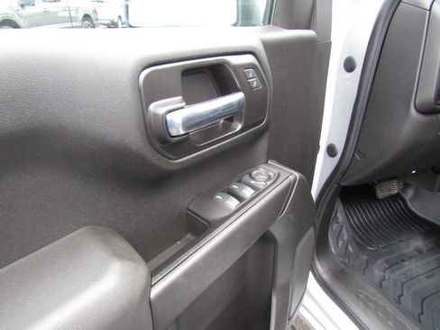 Used 2022 Chevrolet Silverado 1500 W/T w/ WT Value Package image 22