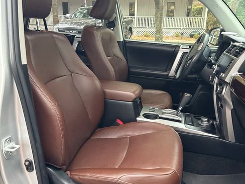 Used 2020 Toyota 4Runner Limited image 15