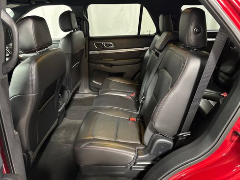 Used 2017 Ford Explorer Sport AWD/4WD image 5
