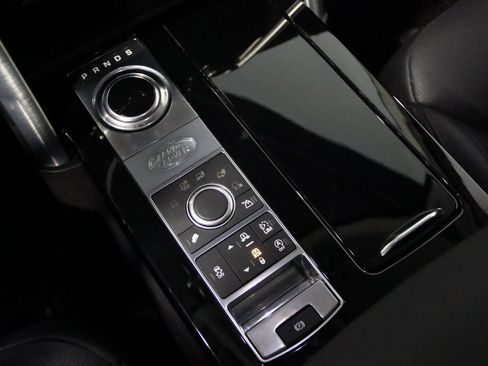 Used 2018 Land Rover Discovery HSE image 41