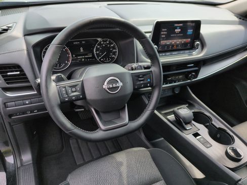 Used 2026 Nissan Rogue SV AWD/4WD image 16