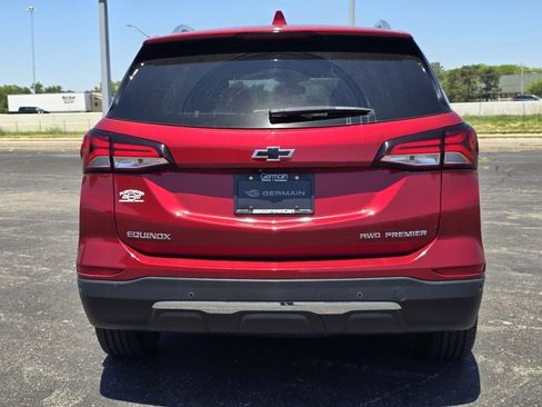 Used 2024 Chevrolet Equinox Premier AWD/4WD image 15