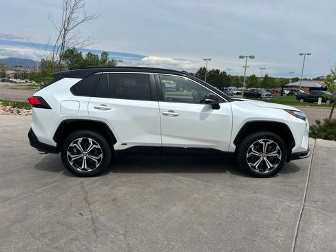 Used 2025 Toyota RAV4 XSE AWD/4WD image 11